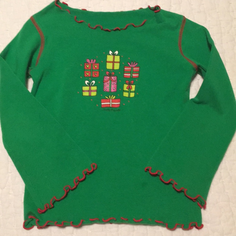 MisTee V-Us super cute Christmas shirt!